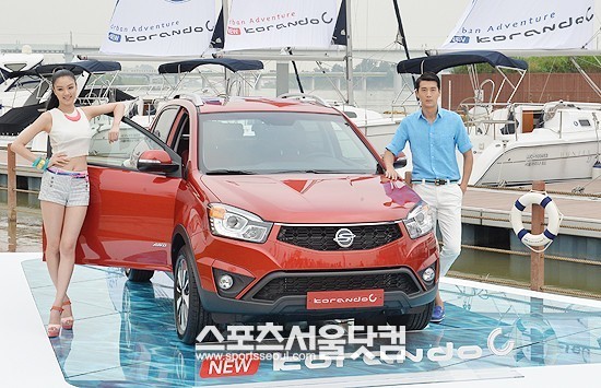 7일 쌍용자동차가 새 얼굴로 단장한 뉴 코란도C를 공개했다./최진석 기자