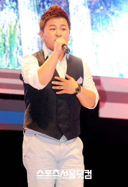 슈스케에는 감동이 있고 실력이 있다. 그 중심에는 시즌2의 슈퍼스타 허각이 있다. / 더팩트 DB