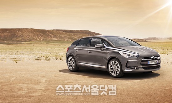 시트로엥 공식 수입원인 한불모터스가 8월 한 달 동안 7일간의 프랑스 커플 투어 프로모션을 진행한다.