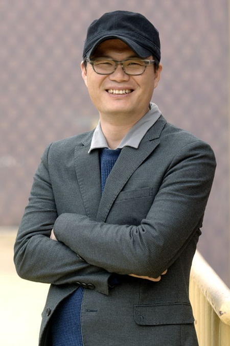 MBC 신정수 PD가 새 예능프로그램 스타다이빙쇼 스플래시의 차별성을 꼽으며 자신감을 보이고 있다./MBC 제공
