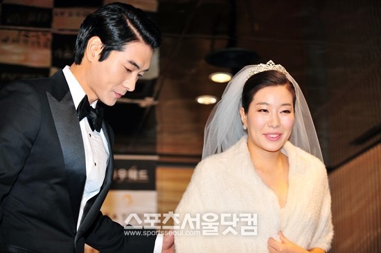 마르코(왼쪽)와 안시현이 결국 이혼했다. / 더팩트DB