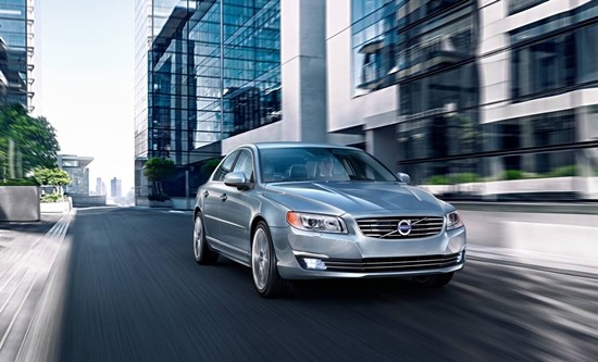 볼보자동차가 6일부터 약 6주간  ‘2014 더 뉴 볼보 드라이빙 익스피리언스’를 진행한다./볼보자동차 제공