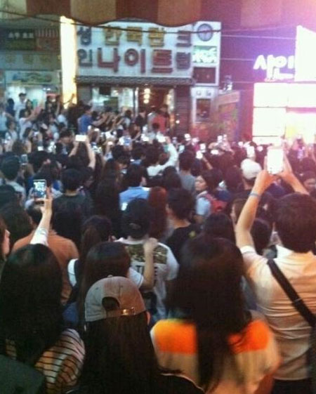 보아, 장기하와 얼굴들, 프라이머리, 크레용팝, 김조광수 등이 화제다.