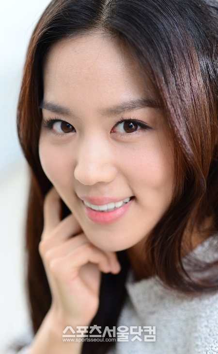 김희정은 성숙해진 외모와 그동안 쌓아온 경험 등을 연기에 녹아 내 아역 때와 달라진 연기를 보여주겠다는 각오를 밝혔다. / 이효균 기자