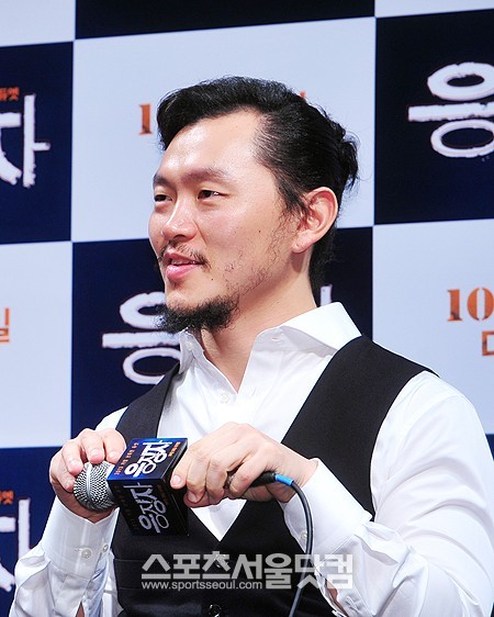 배우 양동근이 1일 오전 서울 강남구 신사동 CGV압구정에서 열린 영화 응징자 제작보고회에 참석해 질문에 답하고 있다. /이영훈 인턴기자