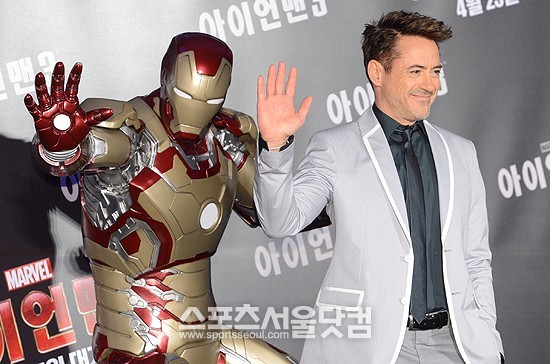 미국 슈퍼갑옷 개발 소식이 전해져 영화 아이언맨이 현실이 될 것으로 보인다.