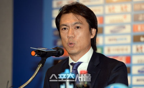 홍명보 감독이 이끄는 한국 국가대표팀이 삼바군단 브라질과 평가전에서 0-0으로 맞서고 있다. /스포츠서울 DB