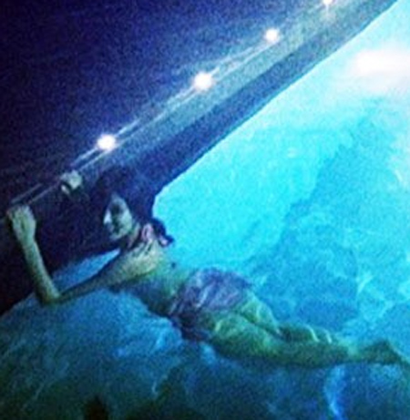 트러블메이커 멤버 현아의 비키니 사진이 화제다. / 큐브 엔터테인먼트 트위터