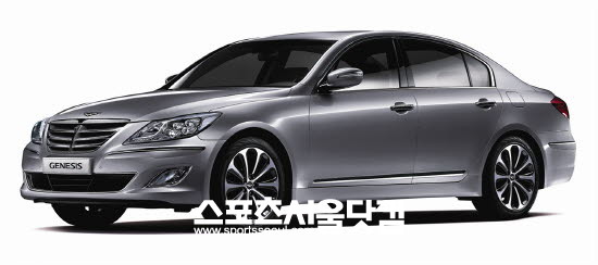 30일 국토교통부는 지난 2007년 12월 24일부터 지난해 3월 16일 사이에 제작된 현대자동차의 제네시스 가운데 모듈레이터에 부식이 발생한 10만3214대를 리콜한다고 밝혔다. / 사진 = 현대자동차 제공