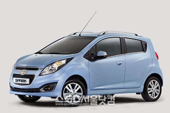 1일 한국지엠이 10월 한 달 동안 내수시장에서 모두 1만3922대를 판매하며 지난 2002년 회사 출범이래 가장 높은 판매량을 기록했다고 밝혔다. / 사진 = 한국지엠 제공