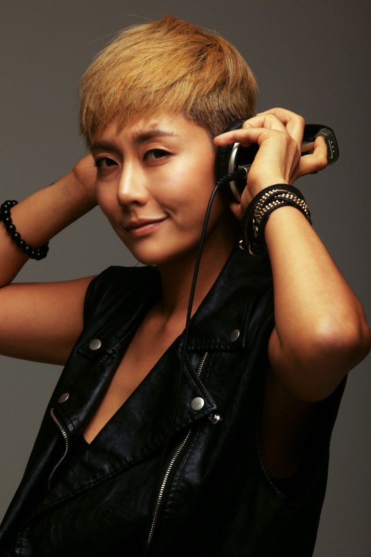 춘자가 근황을 공개해 누리꾼들의 관심을 받고 있다. / 가온 엔터테인먼트 제공