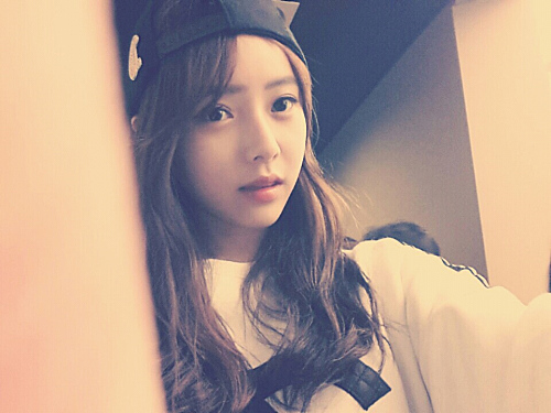 배우 천이슬이 청순한 미모가 돋보이는 근황 사진을 공개했다. / 천이슬 미투데이