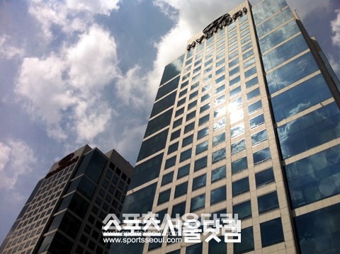 현대·기아차가 태풍 피해를 입은 필리핀에 60만달러를 지원한다./더팩트DB