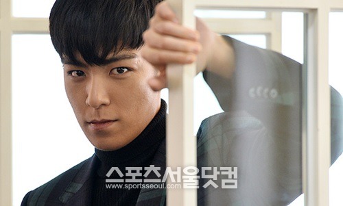 감정을 절제하고 눈빛만으로 리명훈을 표현했다는 최승현은 어려웠다고 토로했다./최진석 기자