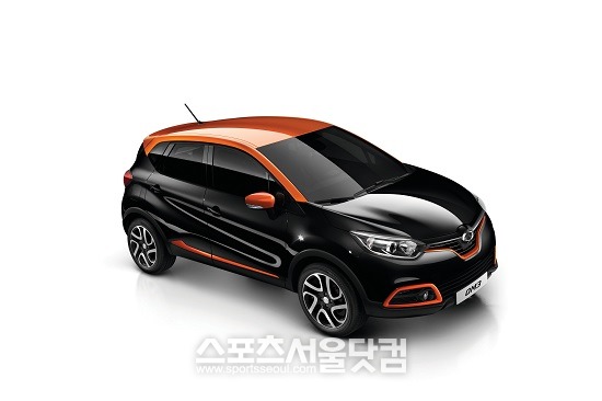 르노삼성자동차가 다섯 번째 신규 라인업인 소형 스포츠유틸리티차량(SUV) QM3의 판매를 시작했다. / 사진 = 르노삼성자동차 제공