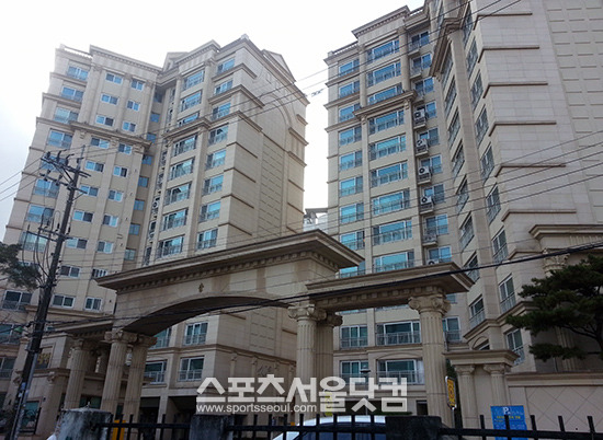지난 2009년 서울시 성동구 성수동에 들어선 대명루첸이 시공사인 대명종합건설과 전세 세입자 간의 갈등으로 잡음이 일고 있다. / 서재근 기자