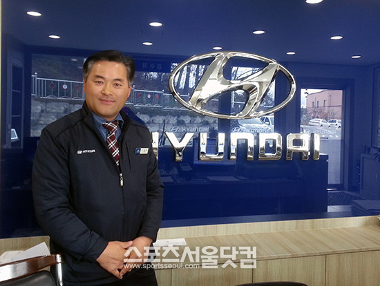 김중철 울산서비스센터 고객상담실장은 많은 고객이 업무 시간 외에 서비스를 필요로 할 때가 많다고 말했다./ 서재근 기자