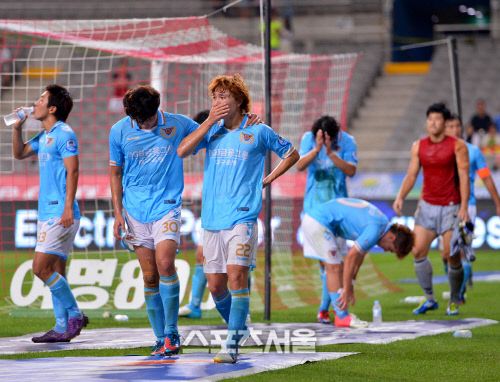 K리그 클래식 역사상 두 번째로 2부 강등이 확정된 대구FC. / 스포츠서울 DB