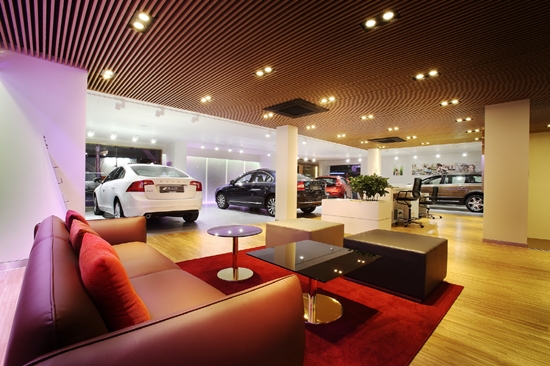 볼보자동차 용산 전시장 내부