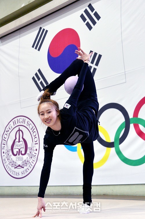 인천시청에 입단하는 한국 여자 리듬체조 국가대표 김윤희. / 남윤호 기자