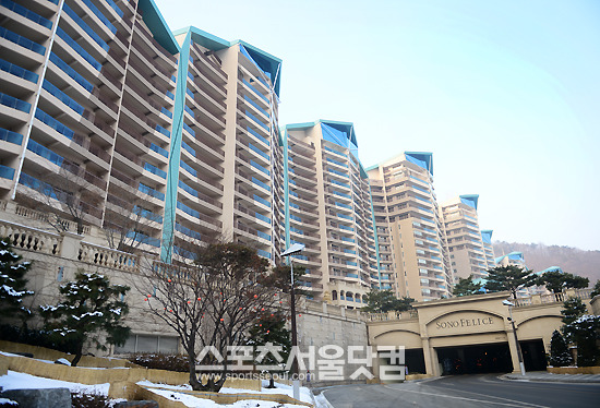 대명리조트 소노펠리체는 외관부터 남다르다. 소노펠리체는 상위 10%, VVIP를 위한 고품격 휴식 공간을 제공하고 있다./ 홍천=배정한 기자