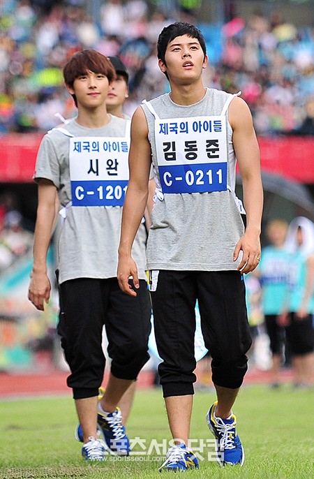 2014 설 특집 아육대가 오는 13일 녹화를 진행해 이번 설 연휴 때 전파를 탄다. 제국의 아이들 동준(오른쪽)을 비롯해 200여 명의 아이돌 스타들이 출동한다. /문병희 기자