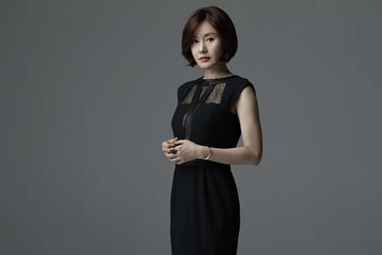 김지수가 따뜻한 말 한마디의 조금 부진한 시청률에 긍정적인 태도를 보이고 있다./나무엑터스 제공