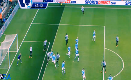 뉴캐슬과 맨체스터 시티의 경기 도중에 나온 오프사이드 논란 장면. / 출처=유튜브 영상 캡처