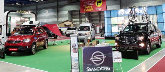쌍용자동차는 2014 서울국제스포츠레서산업전에 코란도 C, 코란도 스포츠, 코란도 투리스모 사토를 전시한다./쌍용차 제공