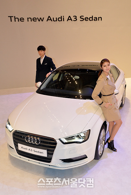 최근 수입차 업계는 싼 가격을 앞세워 국내 자동차 시장을 빠르게 점유하고 있다. 이에 반해 국내차 업계는 기존 가격을 고수하며 판매율이 수입차 업계에 못미치고 있다. 사진은 1월에 출시한 아우디 A3 세단. /사진=문병희 기자