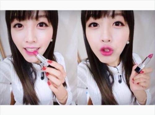 재경의 셀카가 화제를 모으고 있다. / 재경 트위터