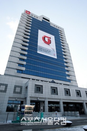 방송통신위원회는 KT 홈페이지 해킹으로 982만명에 달하는 고객 정보가 유출됐다고 10일 밝혔다./ 더팩트DB