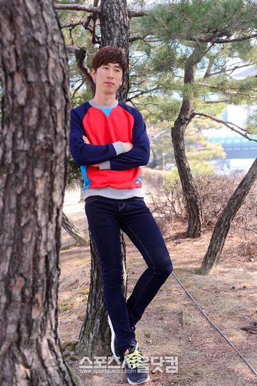 양상국이 결혼계획은 아직 이르다며 진지하게 토로하고 있다./남윤호 기자