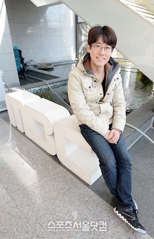 MBC 황금어장-라디오스타의 전성호 PD가 프로그램에 얽힌 다양한 얘기들을 풀어놓고 있다./임영무 기자