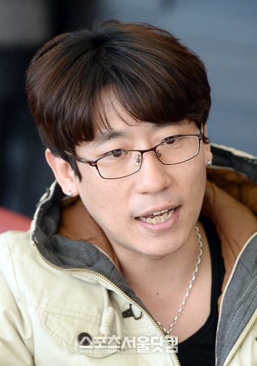 전성호 PD가 MC들의 질문에 게스트가 즉각 반응하기 위해 사전 인터뷰를 거의 하지 않는다며 노하우를 설명하고 있다./임영무 기자