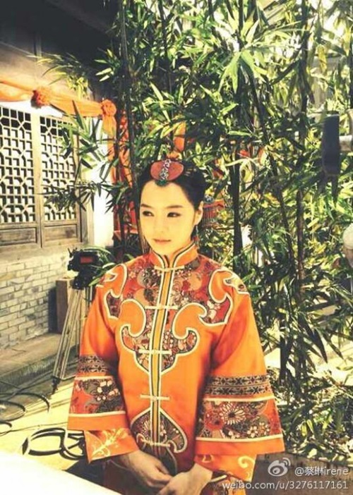 채림이 중국에서 찍은 사진을 공개하고 근황을 알렸다. / 채림 웨이보