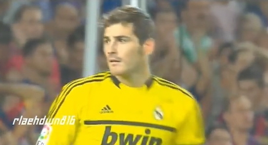 레알 마드리드가 공격수 보강을 위해 골키퍼 이케르 카시야스를 맨체스터 시티로 보내는 방안을 고려중이라는 보도가 나와 화제다. / 유튜브 영상 캡처