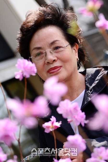 허진은 세 번 결혼하는 여자에 출연한 후배 여배우들에 대한 극찬을 아끼지 않았다./남윤호 기자