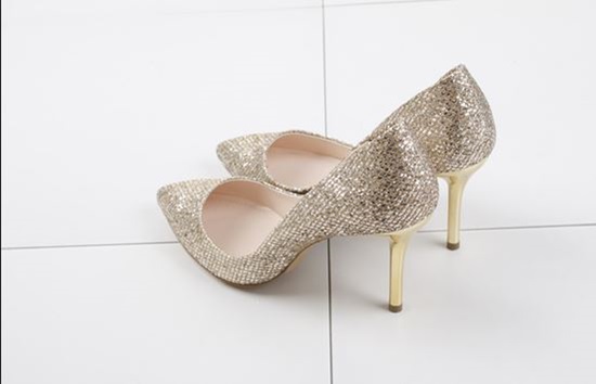 스틸레토 힐 뜻이 누리꾼들의 관심을 받고 있다. /온라인 커뮤니티