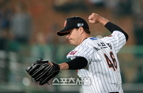 옥스프링 너클볼에 많은 팬의 관심이 집중되고 있다. / 스포스서울 DB