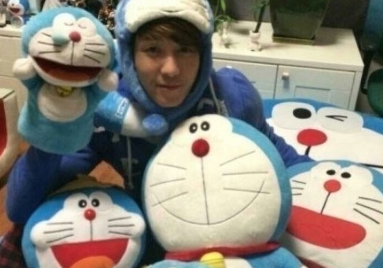 심형탁 도라에몽 침대가 눈길을 끌고 있다. / 온라인 커뮤니티 캡처