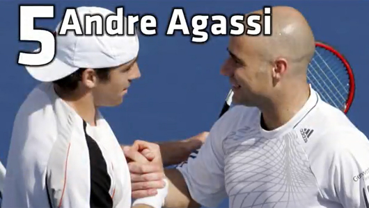 안드레 애거시(오른쪽)는 2006년 9월 열린 자신의 마지막 현역 무대에서 패한 뒤 눈물을 터뜨렸다. / 유로스포트 캡처