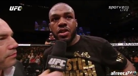 존 존스가 테세이라에 판정승을 거뒀다. /SPOTV2 영상 캡처