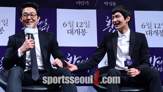 배우 박성웅이 영화 황제를 위하여 제작 보고회에서 촬영 에피소드를 말하고 있다. / 남윤호 기자