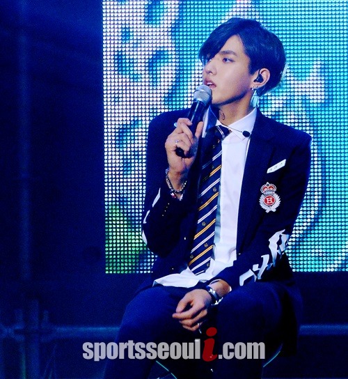 그룹 엑소 크리스가 소속사 SM엔터테인먼트를 상대로 전속 계약 해지 소송을 냈다. / 김슬기 인턴기자