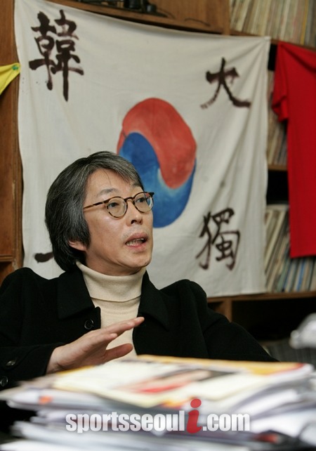 영화 건국 대통령 이승만 측은 개그맨 겸 목사 서세원을 감독으로 세웠지만, 최근 서세원이 아내 폭행 사건에 연루되자 그를 비난하고 나섰다./더팩트DB