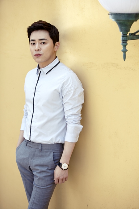 시종일관 유쾌한 분위기로 인터뷰를 이끈 조정석은 역린의 흥행이유로 훌륭한 팀워크를 꼽았다.