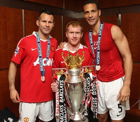 맨체스터 유나이티드 역사의 한 획을 그은 라이언 긱스(왼쪽부터)와 폴 스콜스, 리오 퍼디낸드. / 맨체스터 유나이티드 페이스북