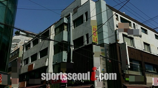 29일 <더팩트>은 지난 2008년에 발생한 서울 논현동 고시원 방화 화재 살인사건 현장을 찾았다. 당시 고시원은 현재 사우나로 바뀌었다. / 논현동 = 김아름 인턴기자