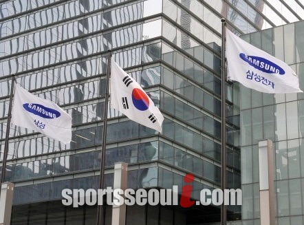 삼성전자가 3일 삼성SDI와 제일모직 지분을 대량 매입했다./ 더팩트DB